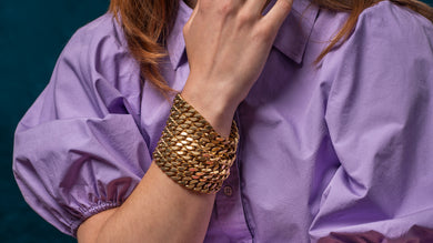 1440x810px banner chained together bracelet